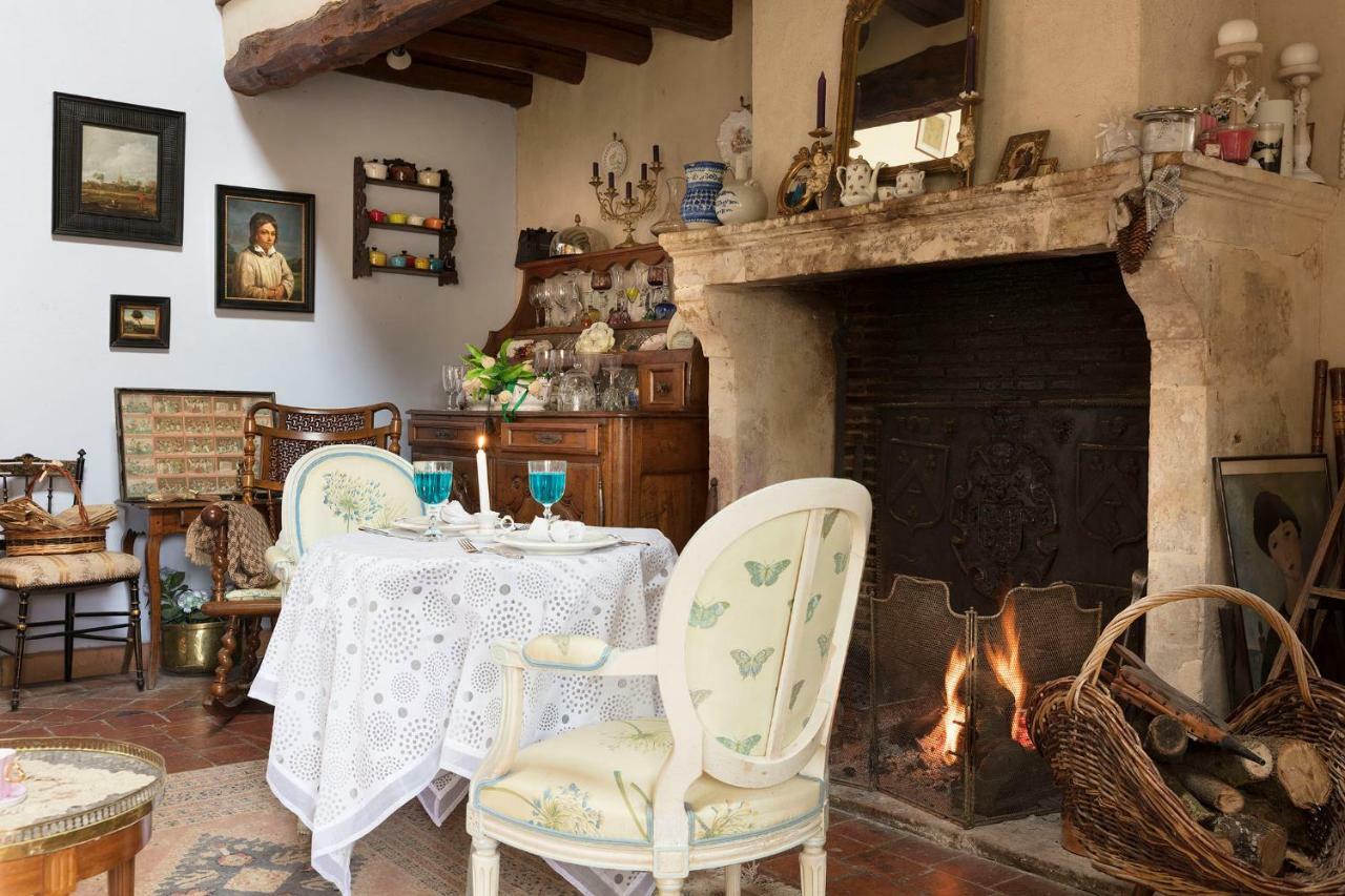 Maison d'Hotes à l'Ombre Bleue Mittainville Extérieur photo