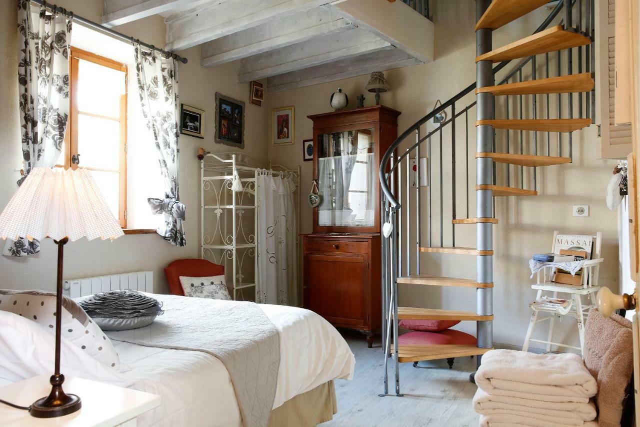 Maison d'Hotes à l'Ombre Bleue Mittainville Extérieur photo